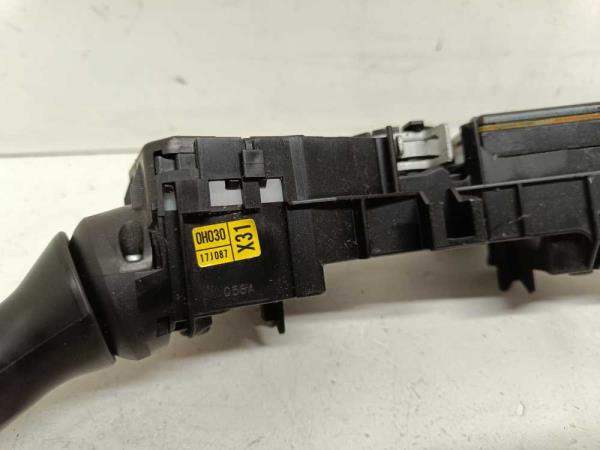 COMMODO CITROEN C1 / PEUGEOT 108 / TOYOTA AYGO - Vue 4